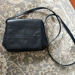 Navy Blue Classic 90s Vintage Leather Crossbody Bag - Unbranded